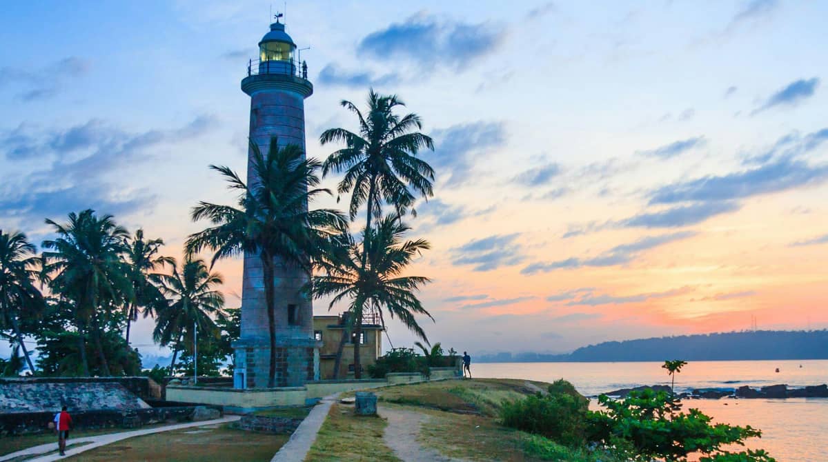 Watch the Sunset at Galle LighthouseÂ